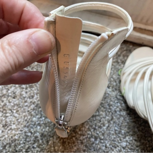 Chanel 38.5 White Cage Leather Silver Woven Chains Heels  Pumps NEW, $1,675 Msrp - Picture 6 of 12